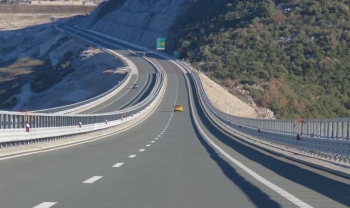 Autoceste u svijetu postoje da bi ljudi prije stigli od točke A do točke B, ali kod nas imaju sasvim drugu svrhu