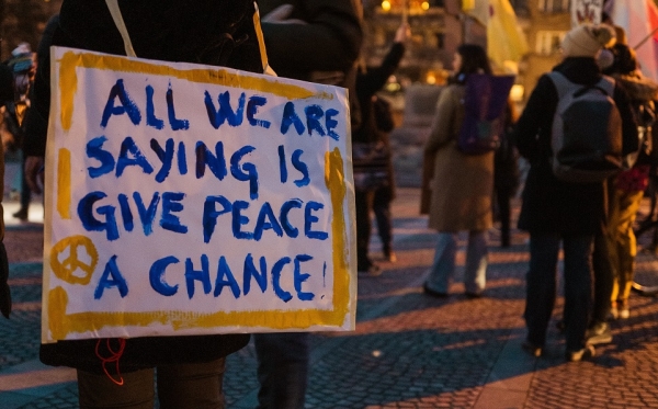 Postoji li put do mira u Ukrajini?