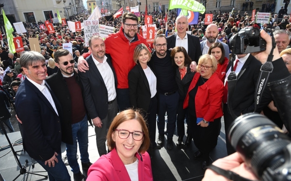 Odjeci Februarske revolucije: Lijeva oporba treba zajednički izaći na izbore