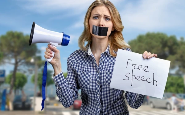 Većina Amerikanaca jako zabrinuta za budućnost slobode govora