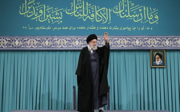 Mossad: Prekinuta je komunikacija s Khameneijem